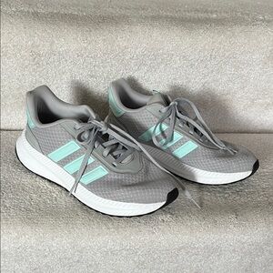 Adidas Women's Sneakers in Gray and Mint